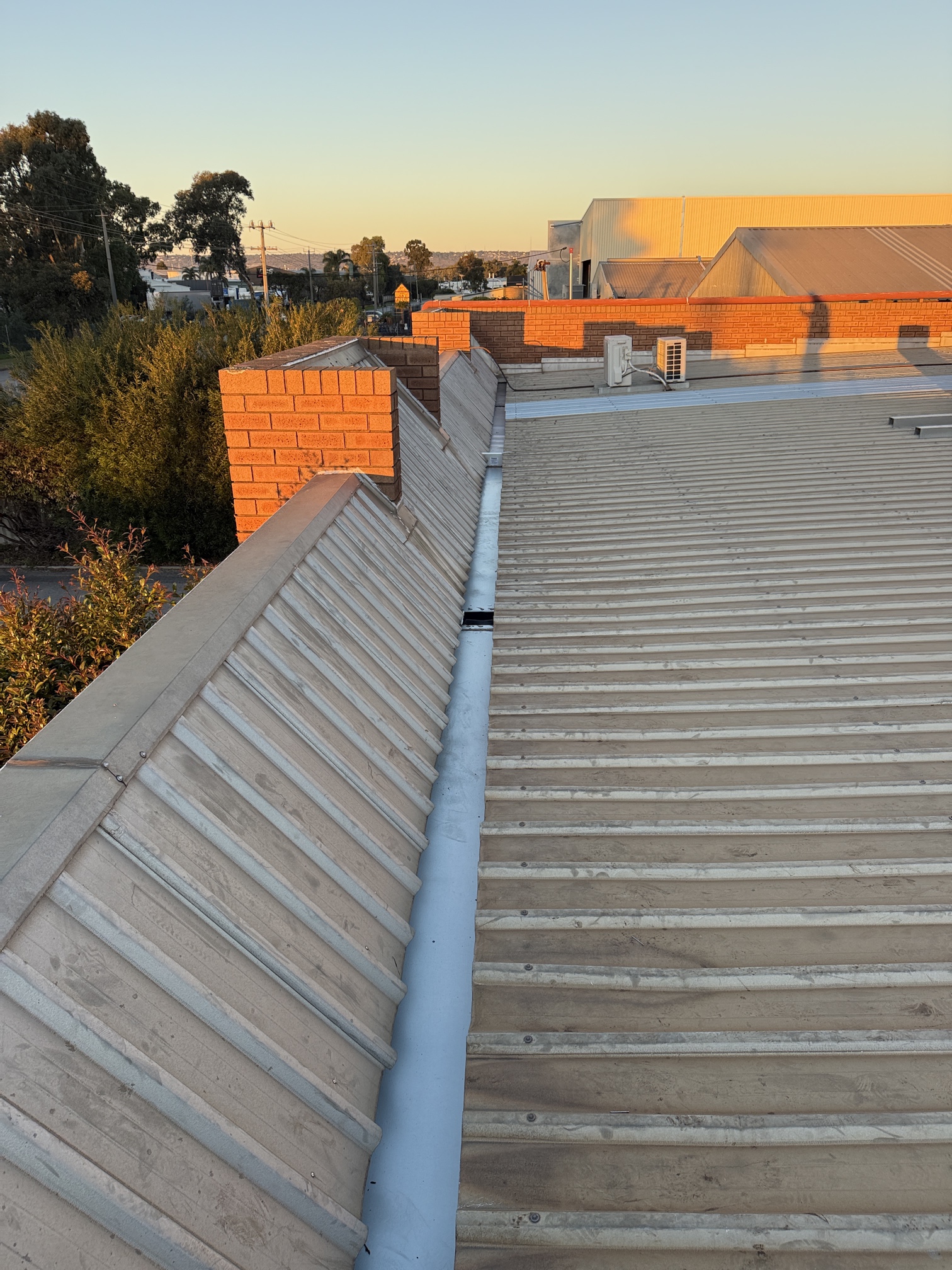 Commercial roof maintenance Perth